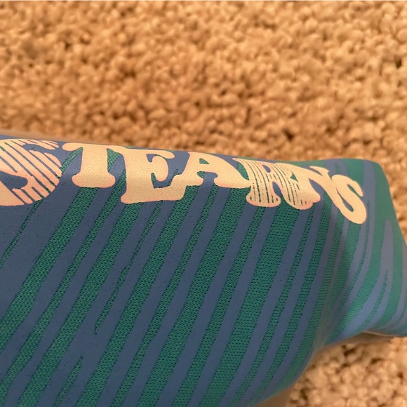 Life Jacket - Picture 3 of 7